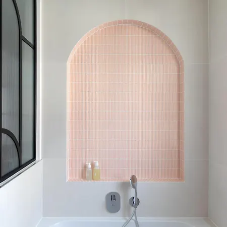 Parisian Luxury At Etienne Pernet
