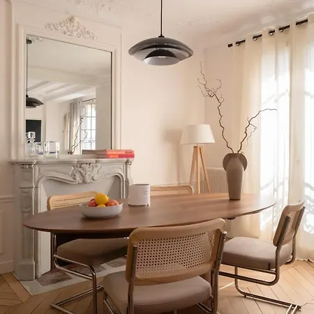 Parisian Luxury At Etienne Pernet *