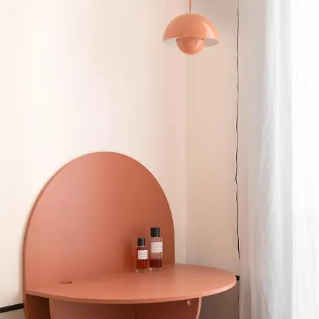 Parisian Luxury At Etienne Pernet 아파트 *